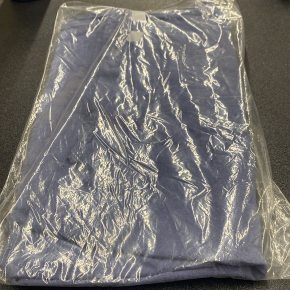 Vintage Early Winters Tee - Picture 7 of 7